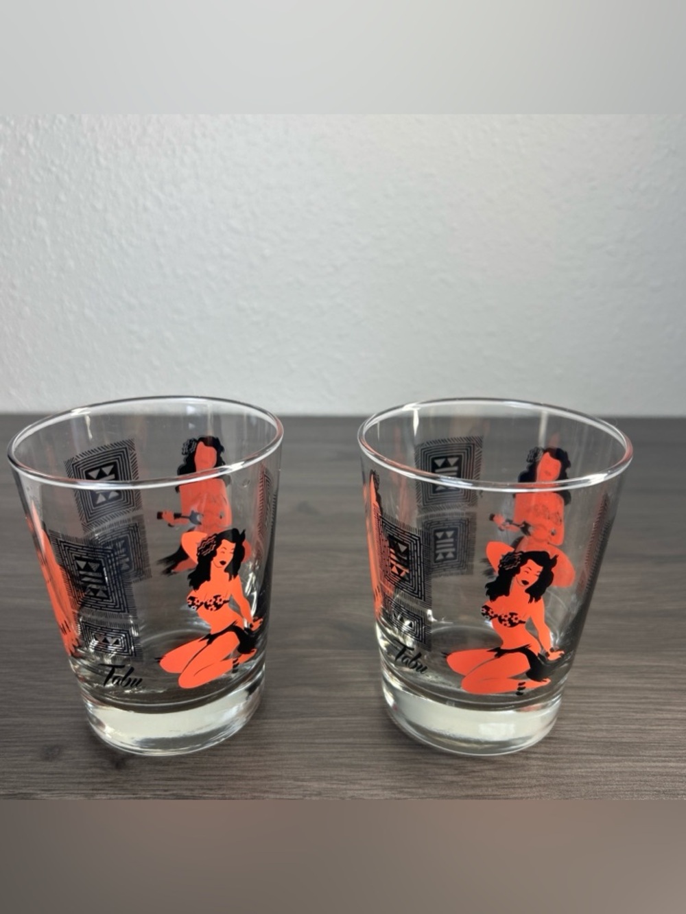 House of Tabu Tiki Glasses Set 2 Hula Girl 15oz Polynesian Barware Retro Design
